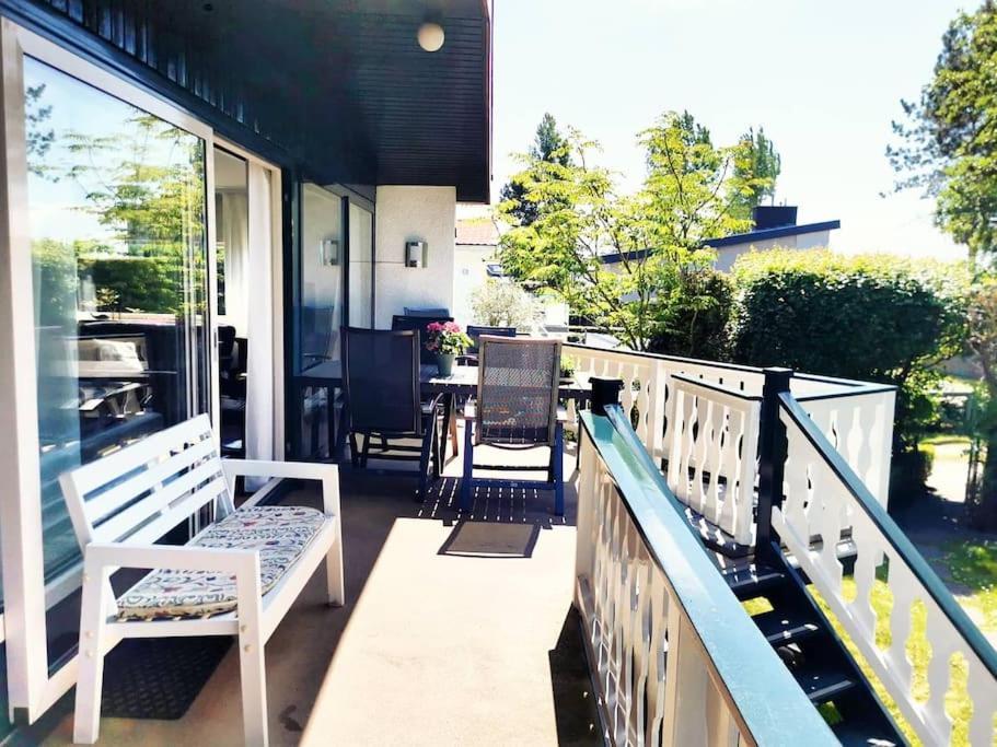 Perfect Place For Water Lovers! Fireplace And Lakeview Vakantiehuis